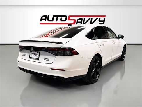 Used 2025 Honda Accord Sport image 7