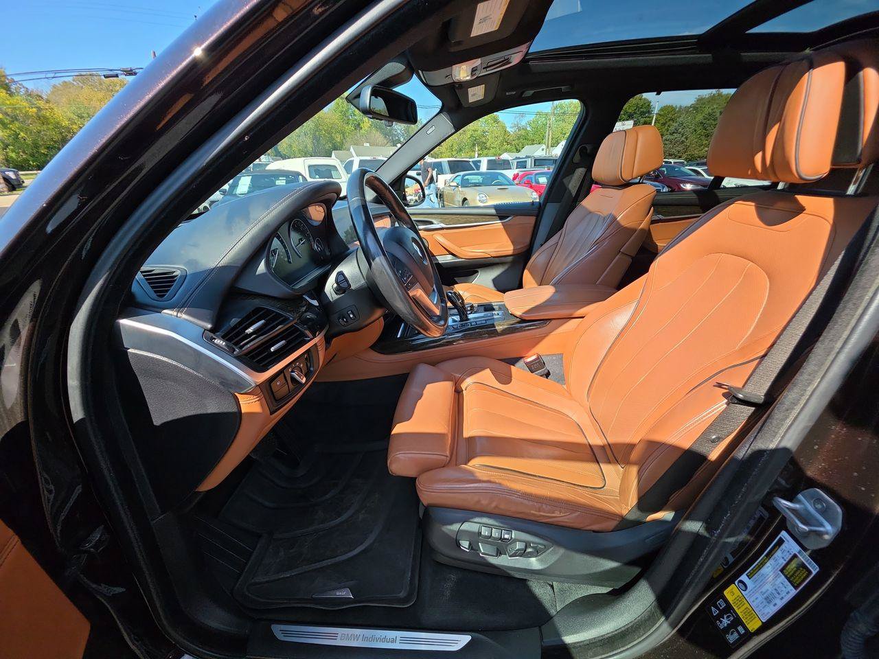 Used 2017 BMW X5 xDrive50i AWD/4WD image 3