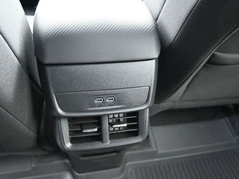 New 2026 Chevrolet Equinox LT w/ Safety and Technology Package image 18