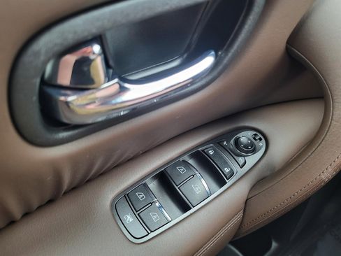 Used 2022 Nissan Armada Platinum w/ Captain's Chairs Package image 30