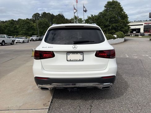 Used 2020 Mercedes-Benz GLC 300 image 7
