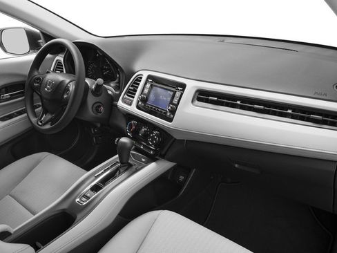 Used 2016 Honda HR-V LX image 18