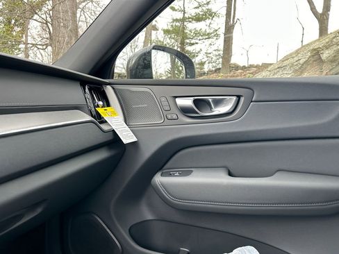 New 2026 Volvo XC60 T8 Ultra w/ Protection Package Premier AWD/4WD image 20