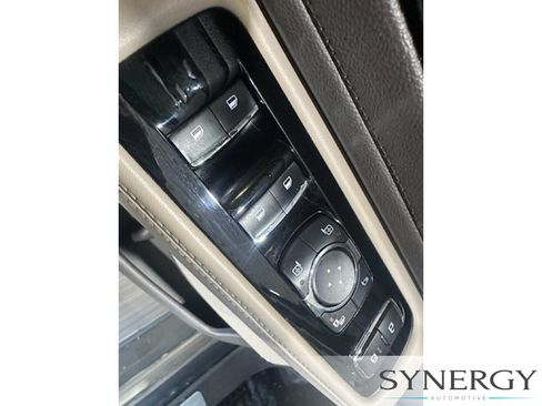 Used 2020 Lincoln Aviator 2WD image 22