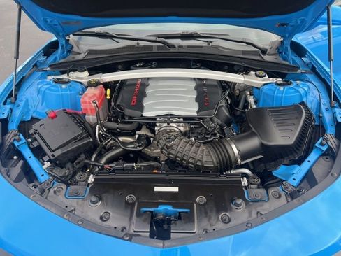 Used 2023 Chevrolet Camaro LT w/ RS Package image 14