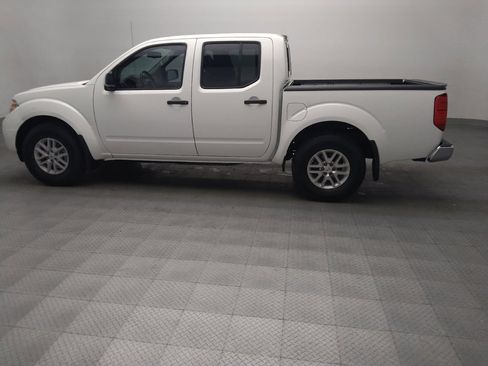 Used 2019 Nissan Frontier SV w/ Value Truck Package RWD image 3