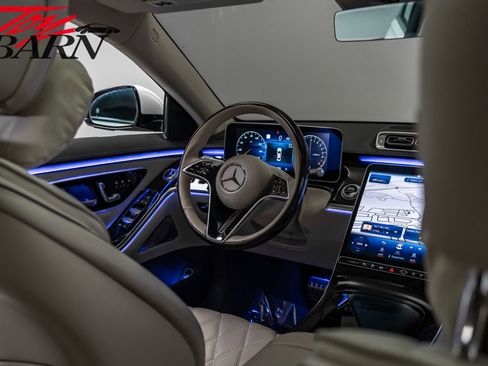 Used 2024 Mercedes-Benz S 580e 4MATIC Sedan image 46