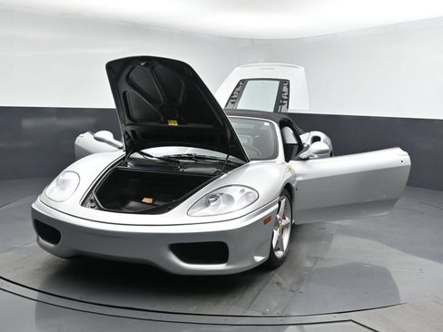 Used 2001 Ferrari 360 Spider RWD image 25