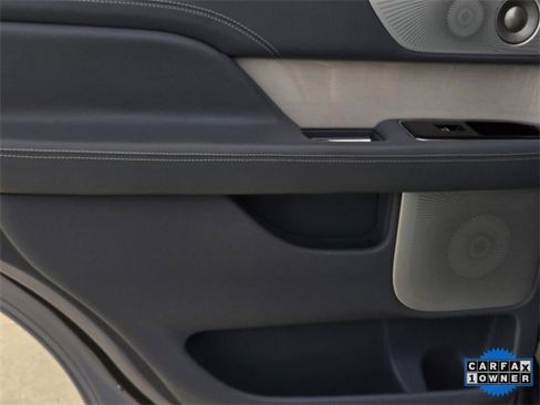 Used 2024 Lincoln Navigator Black Label image 12