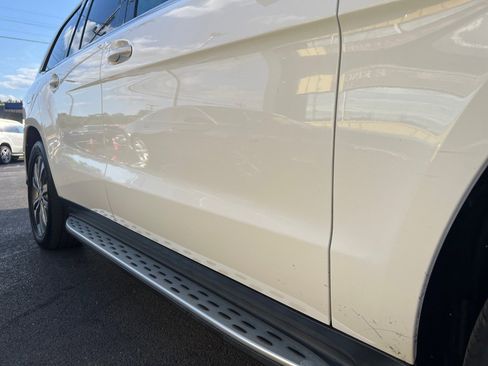 Used 2015 Mercedes-Benz GL 450 4MATIC image 22