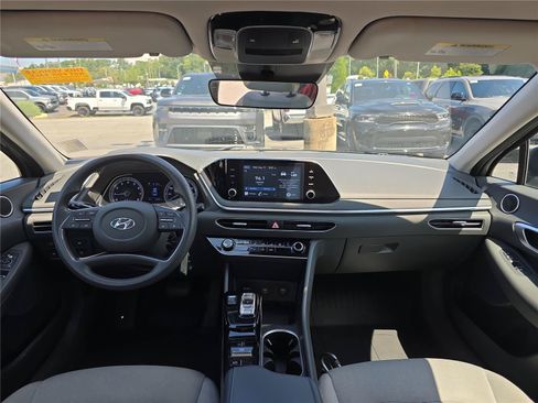 Used 2020 Hyundai Sonata SE FWD image 17
