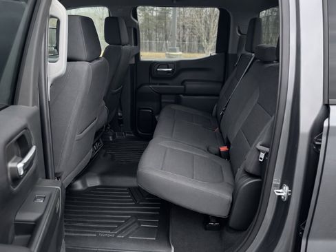 Used 2021 Chevrolet Silverado 1500 LT image 26