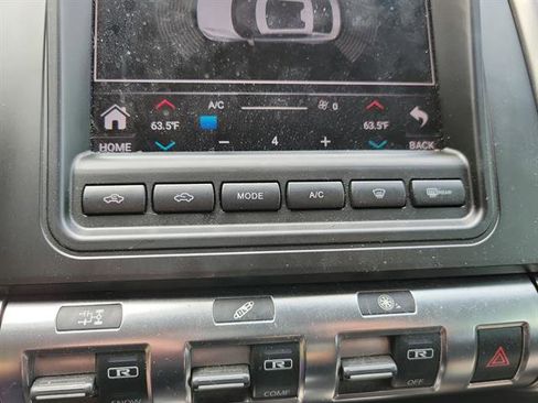 Used 2009 Nissan GT-R Premium image 13