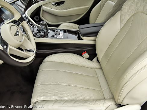 Used 2020 Bentley Continental GT image 27