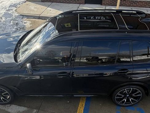 Used 2019 BMW X7 xDrive50i w/ M Sport Package image 12