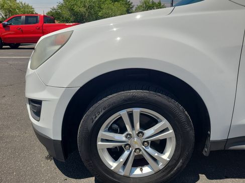 Used 2017 Chevrolet Equinox LS FWD image 10
