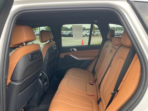 Used 2022 BMW X5 xDrive45e AWD/4WD image 38