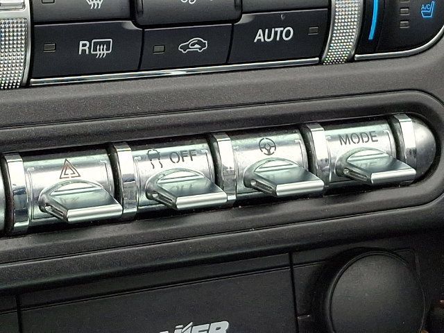 Used 2017 Ford Mustang Premium RWD image 16