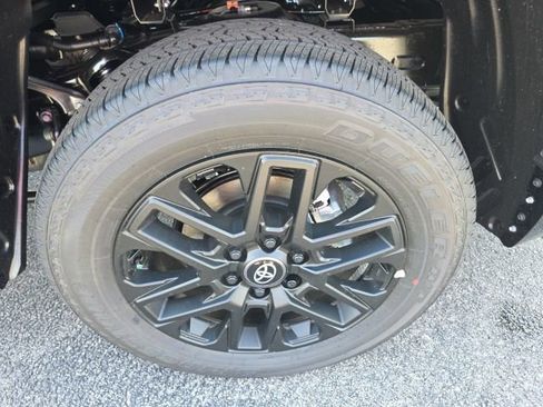 New 2026 Toyota Tundra Limited AWD/4WD image 6