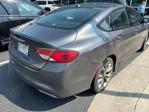 Used 2015 Chrysler 200 S FWD image 6