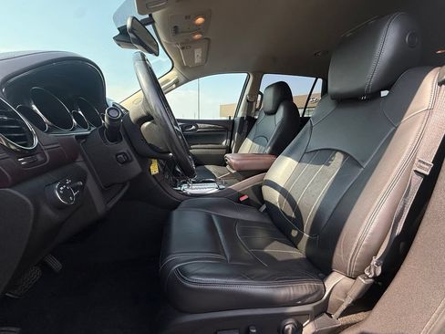 Used 2017 Buick Enclave Premium AWD/4WD image 22