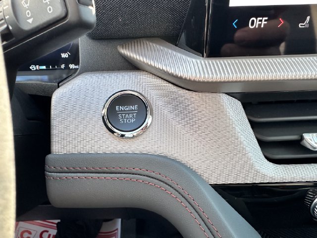 Certified 2026 Ford Explorer Active AWD/4WD image 19