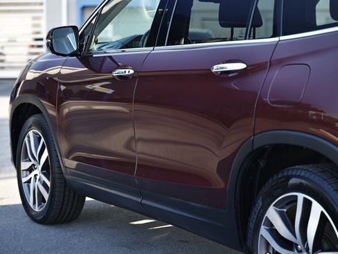 Used 2016 Honda Pilot Touring image 5