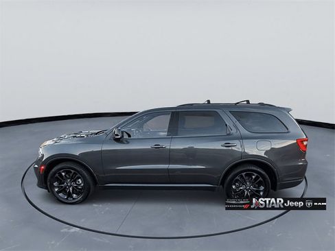 Used 2023 Dodge Durango GT image 3