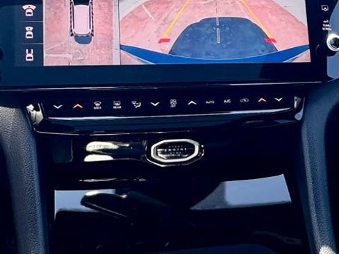 New 2026 Jeep Grand Cherokee L Limited AWD/4WD image 19