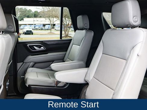 Used 2022 Chevrolet Tahoe LT w/ LT Signature Plus Package image 12