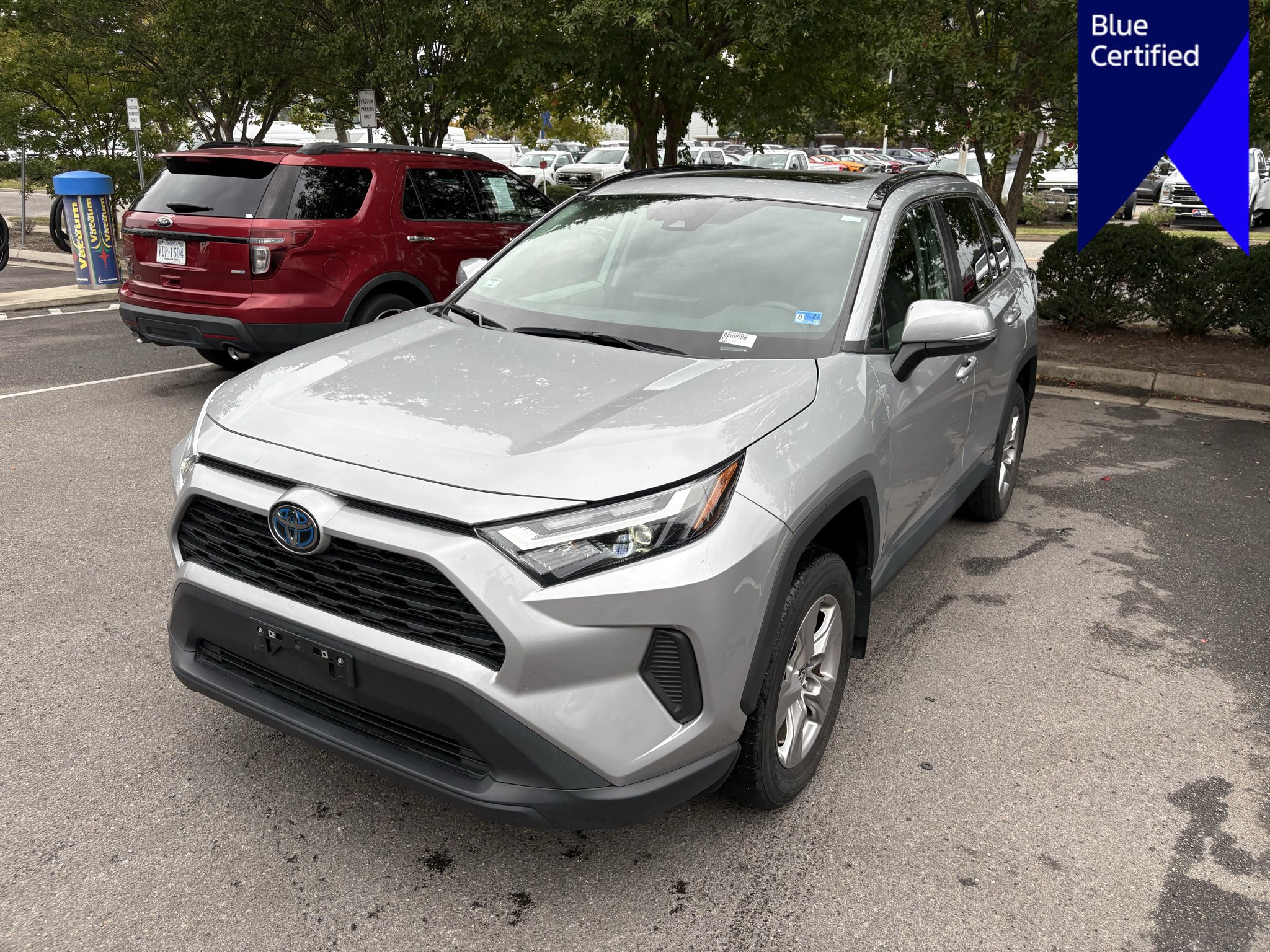 Used 2024 Toyota RAV4 XLE w/ Convenience Package AWD/4WD image 1