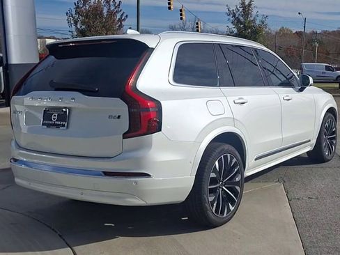 New 2026 Volvo XC90 B6 Plus w/ Protection Package Premier image 8
