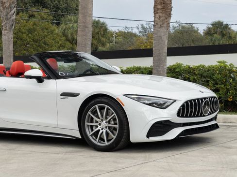 Used 2023 Mercedes-Benz SL 43 AMG image 11