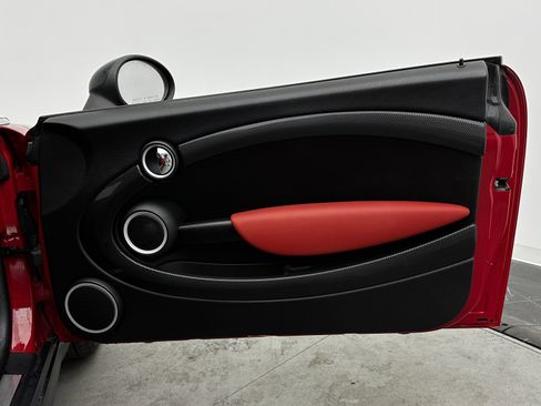 Used 2013 MINI Cooper Coupe S image 19