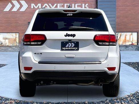 Used 2020 Jeep Grand Cherokee Laredo AWD/4WD image 6