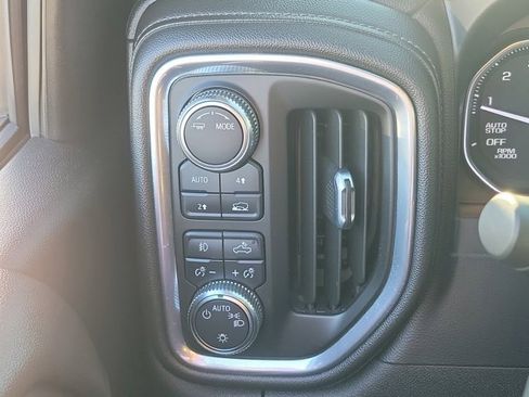 Used 2021 GMC Sierra 1500 Elevation image 10