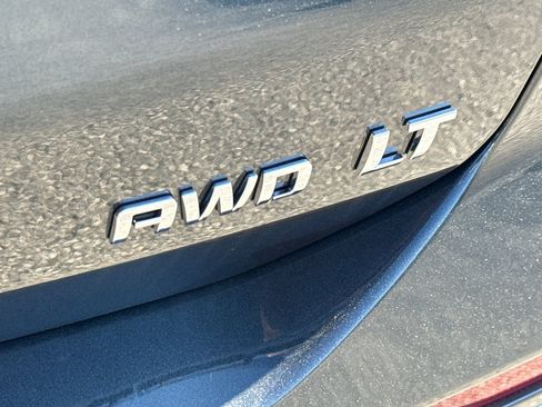 Used 2020 Chevrolet Equinox LT AWD/4WD image 8