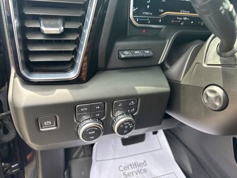 Used 2022 GMC Sierra 1500 Denali Ultimate AWD/4WD image 14