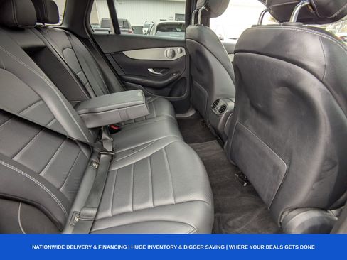 Used 2019 Mercedes-Benz GLC 300 GLC 300 w/ Premium Package image 15