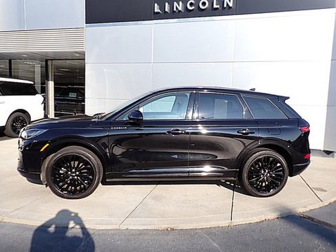 Certified 2023 Lincoln Corsair AWD w/ Equipment Group 101A image 2