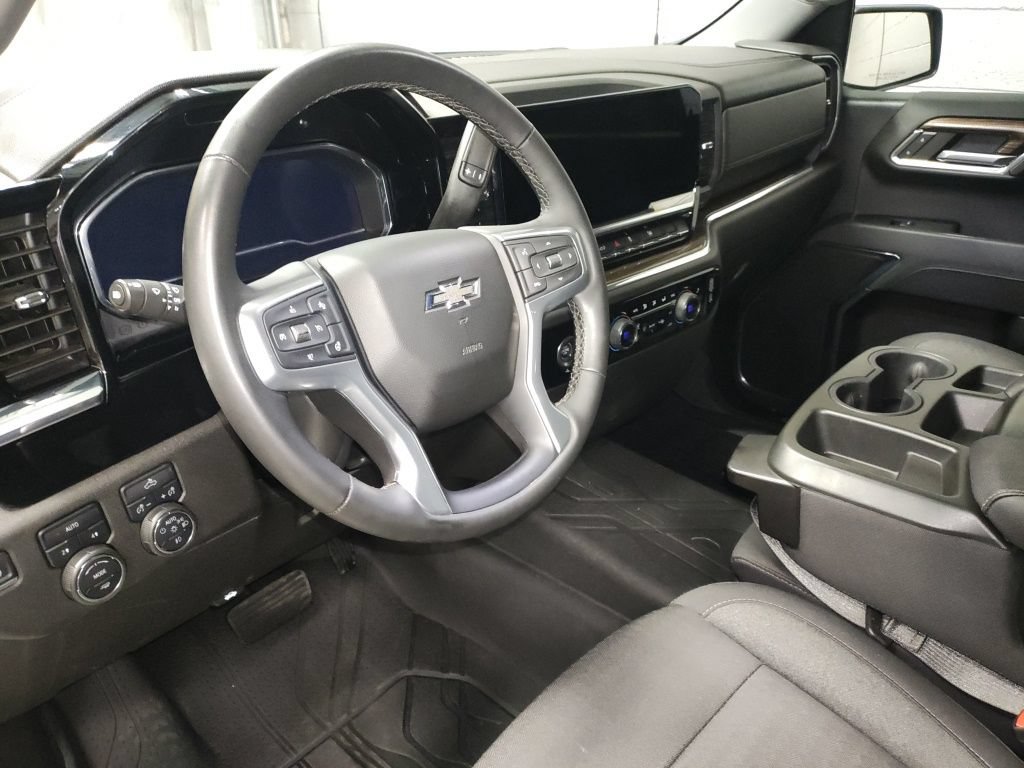 Used 2024 Chevrolet Silverado 1500 RST w/ Protection Package AWD/4WD image 23