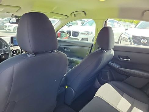 Used 2023 Nissan Sentra SV FWD image 11