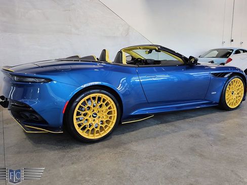 Used 2023 Aston Martin DBS Superleggera Volante image 5