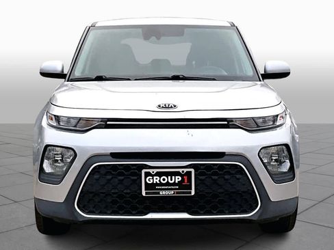 Used 2020 Kia Soul S image 3