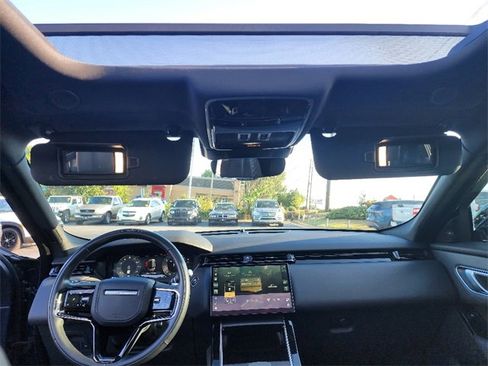 Used 2024 Land Rover Range Rover Velar Dynamic HSE image 25