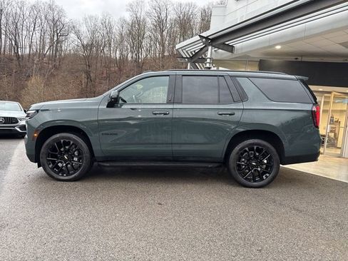 Used 2025 Chevrolet Tahoe RST w/ Comfort Package image 2