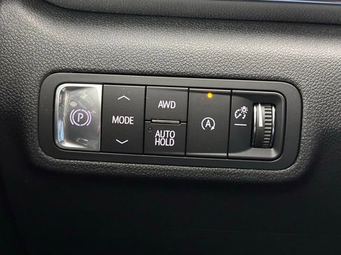 New 2026 GMC Terrain Denali w/ LPO, Floor Liner Package image 23