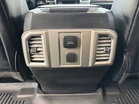 Used 2016 Ford F150 Lariat w/ Equipment Group 501A Mid AWD/4WD image 27