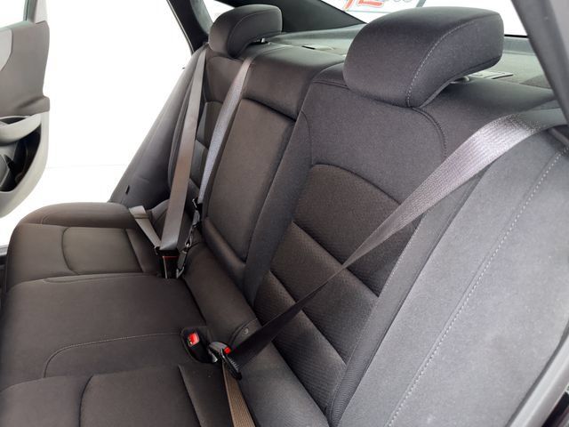 Used 2023 Chevrolet Malibu LT FWD image 15