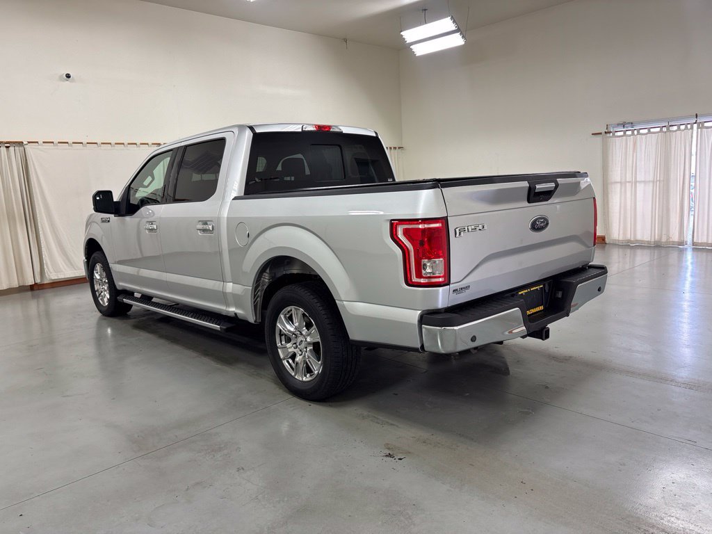 Used 2017 Ford F150 XLT w/ Equipment Group 302A Luxury RWD image 6
